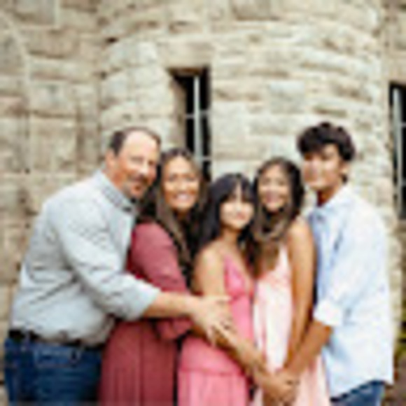 Meet your Posher, Letran - Picture 1 of 1